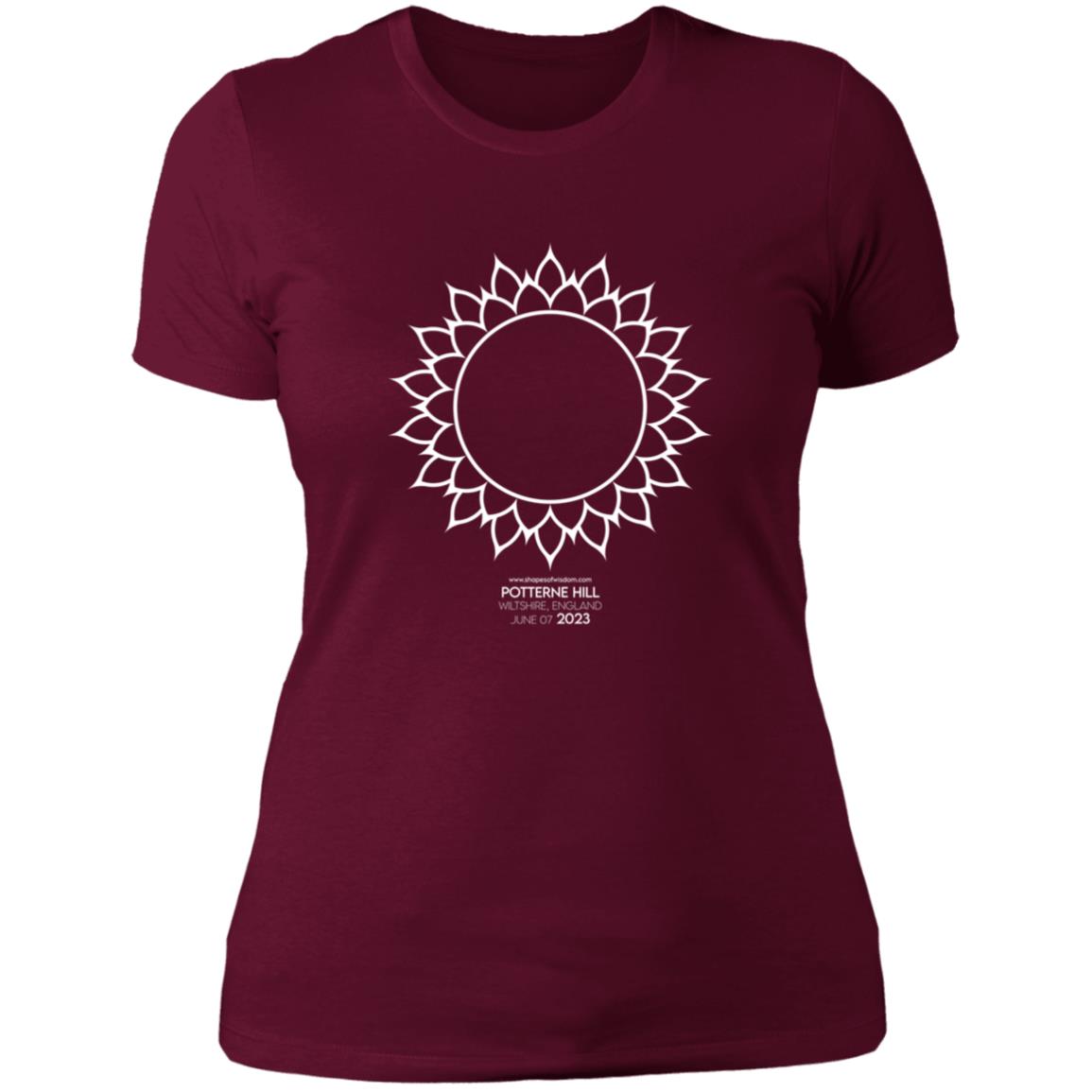 Crop Circle Basic T-Shirt - Potterne Hill