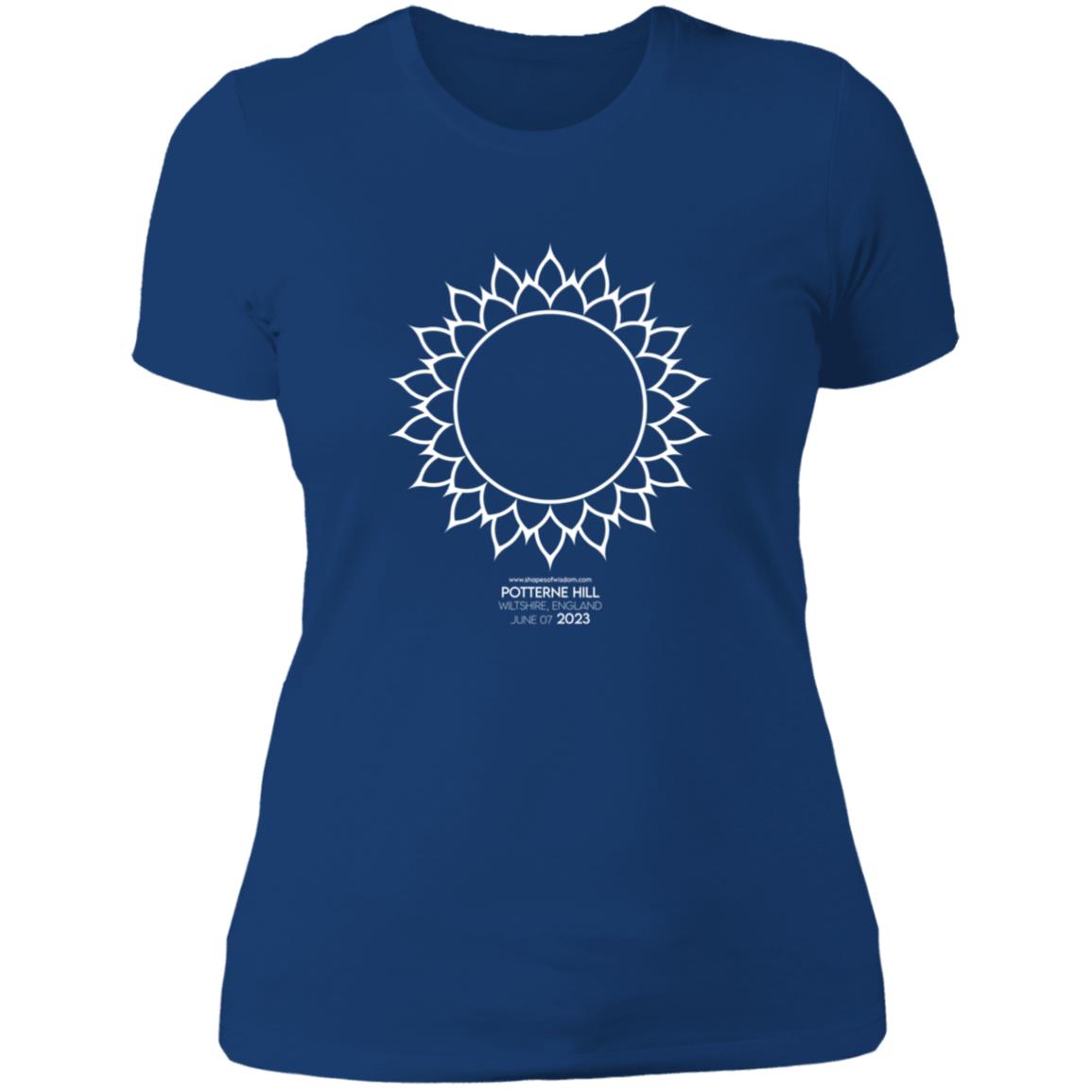 Crop Circle Basic T-Shirt - Potterne Hill