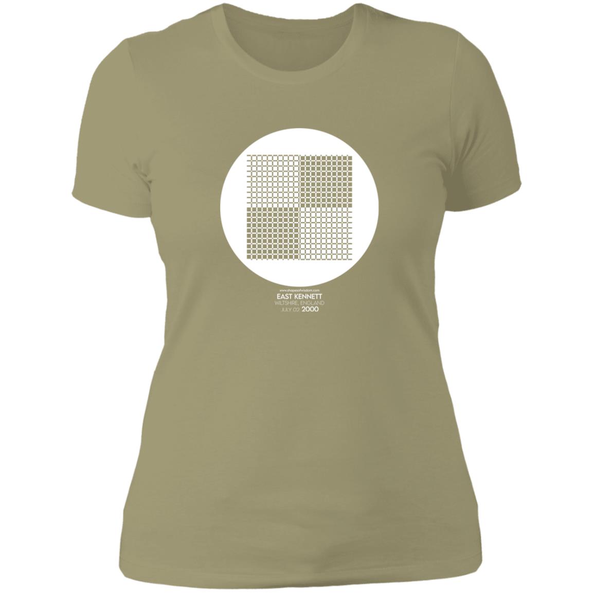 Crop Circle Basic T-Shirt - East Kennett 2