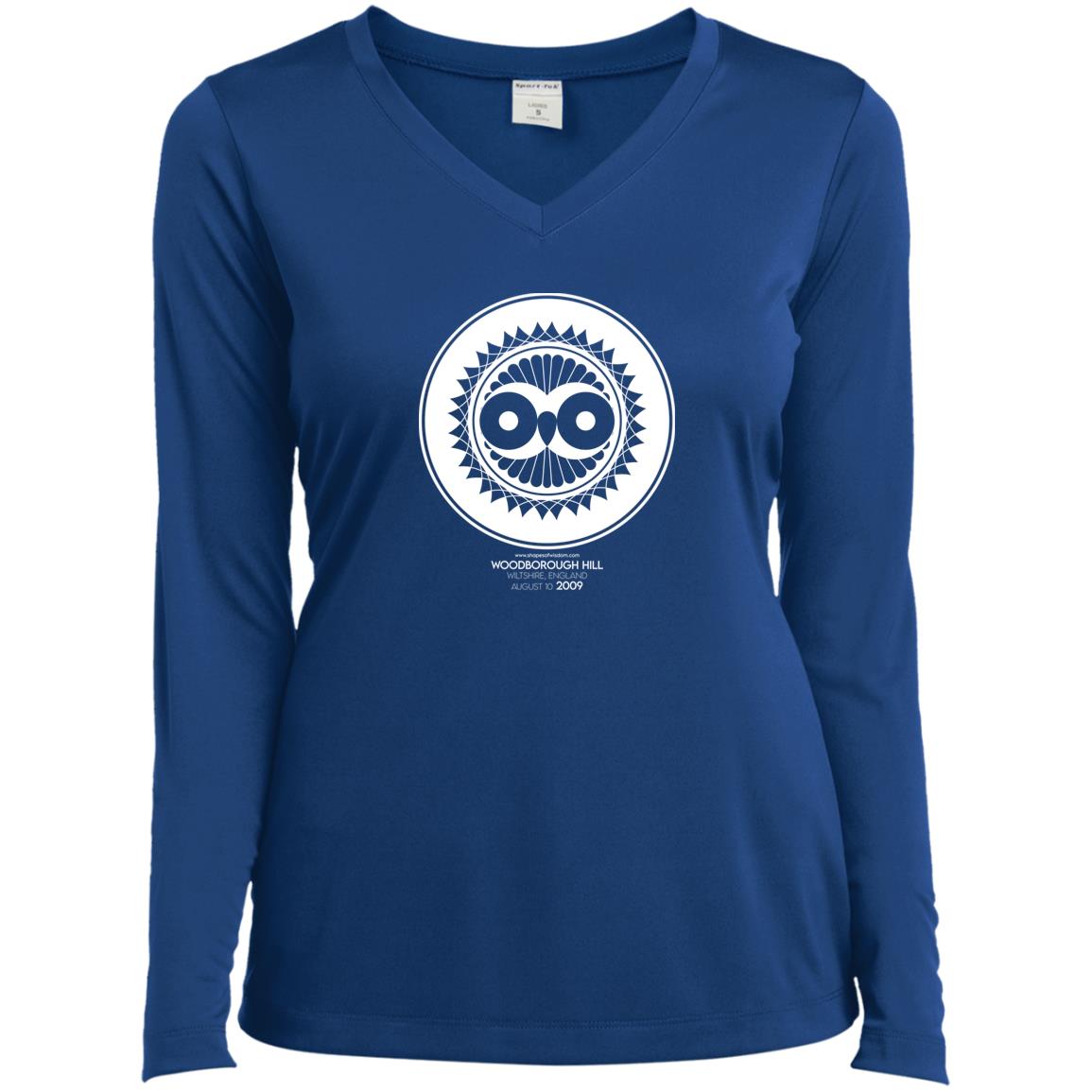 Crop Circle V-Neck Tee - Woodborough Hill 2