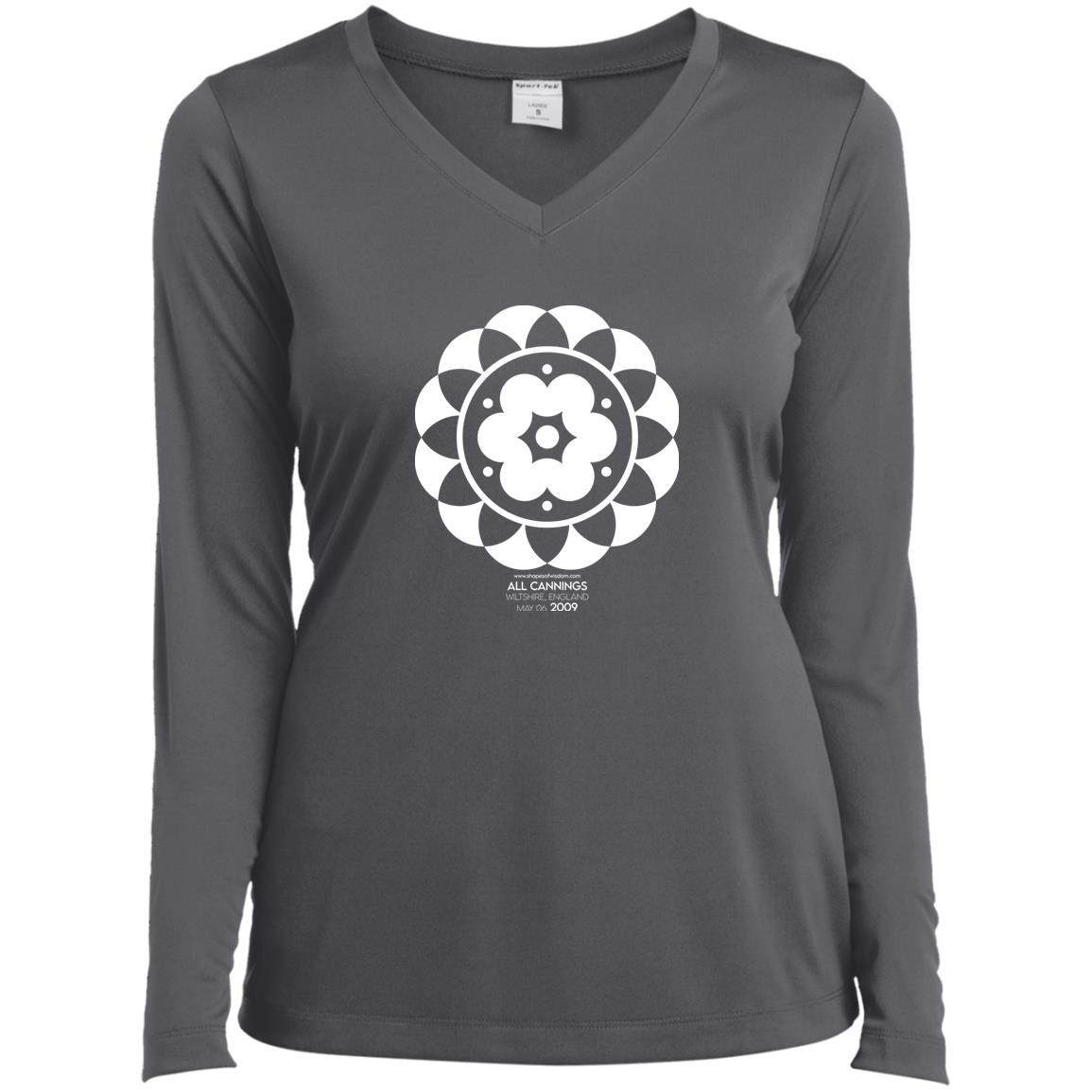 Crop Circle V-Neck Tee - All Cannings 3